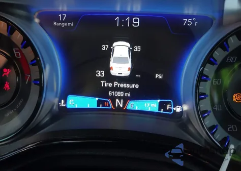 2019 Chrysler 300 300S z USA, uszkodzony, nr VIN 2C3CCABT5KH517265